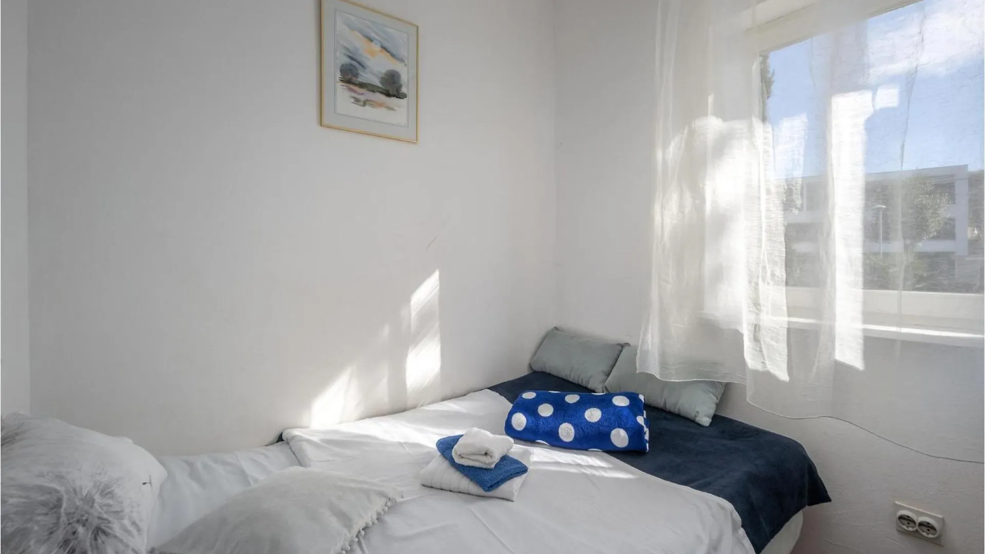 Cozy Apartment In Malinska With Kitchen